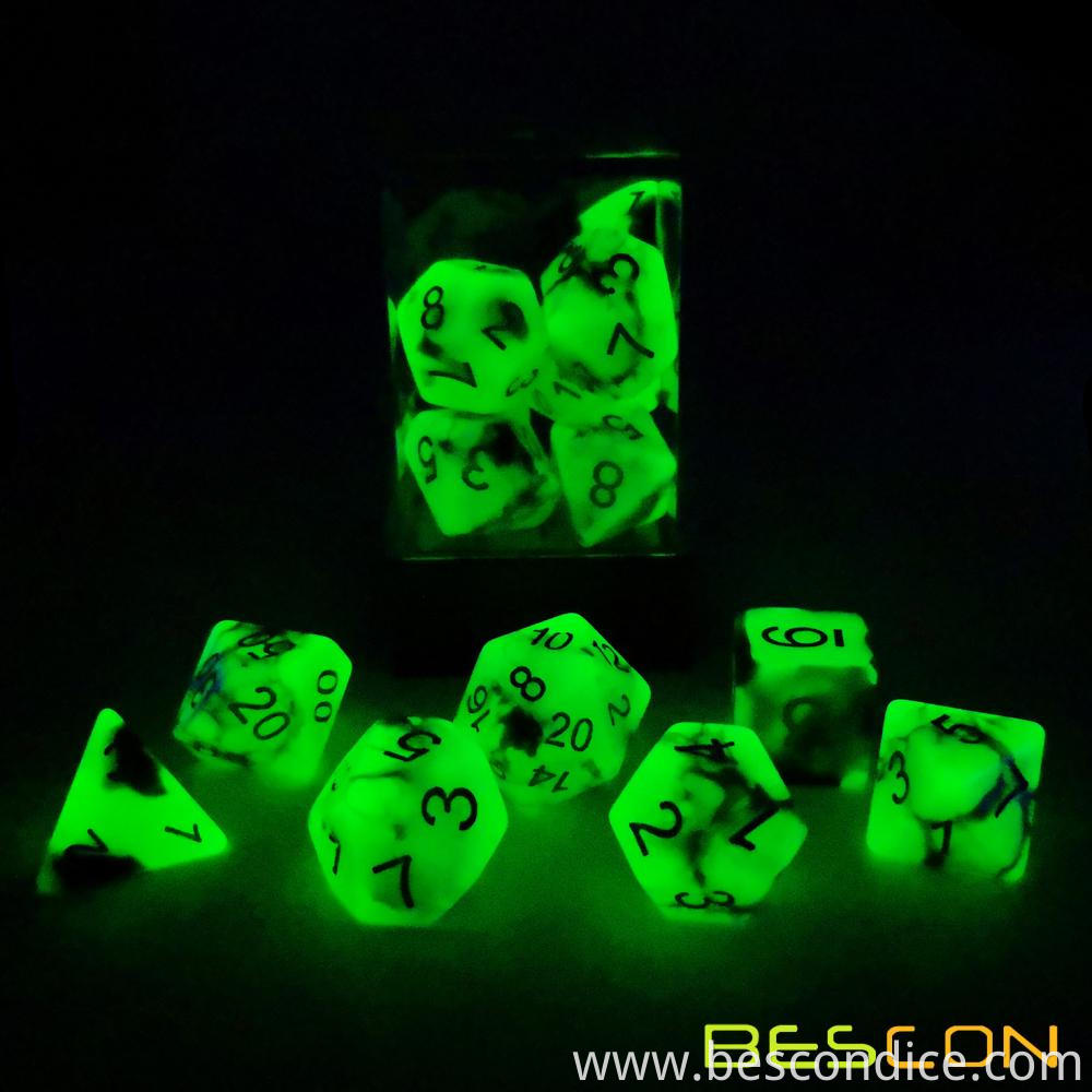 Spooky Rock Glowing Role Playing Dice Set 6